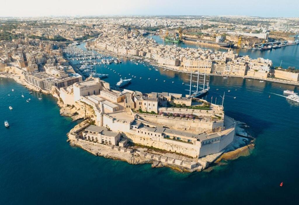 بيت للعطل Traditional House In - Tal-kajjik Near Valletta Ferry Service *