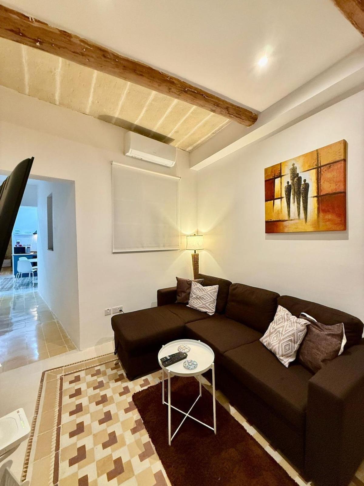 بيت للعطل Traditional House In - Tal-kajjik Near Valletta Ferry Service *